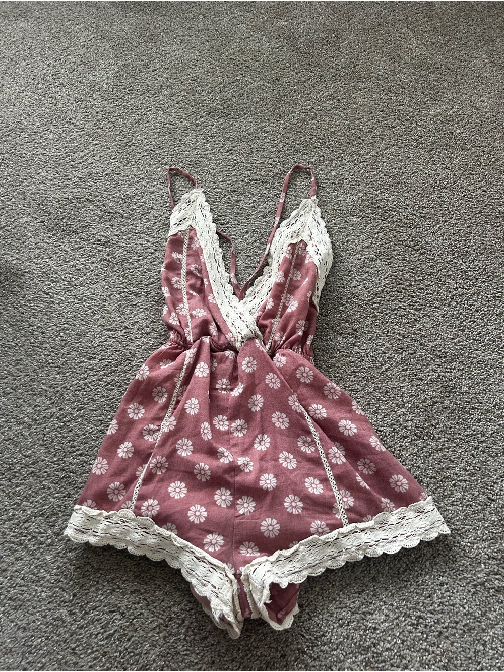 Beginning Boutique Mauve Floral Lace-Trim Romper